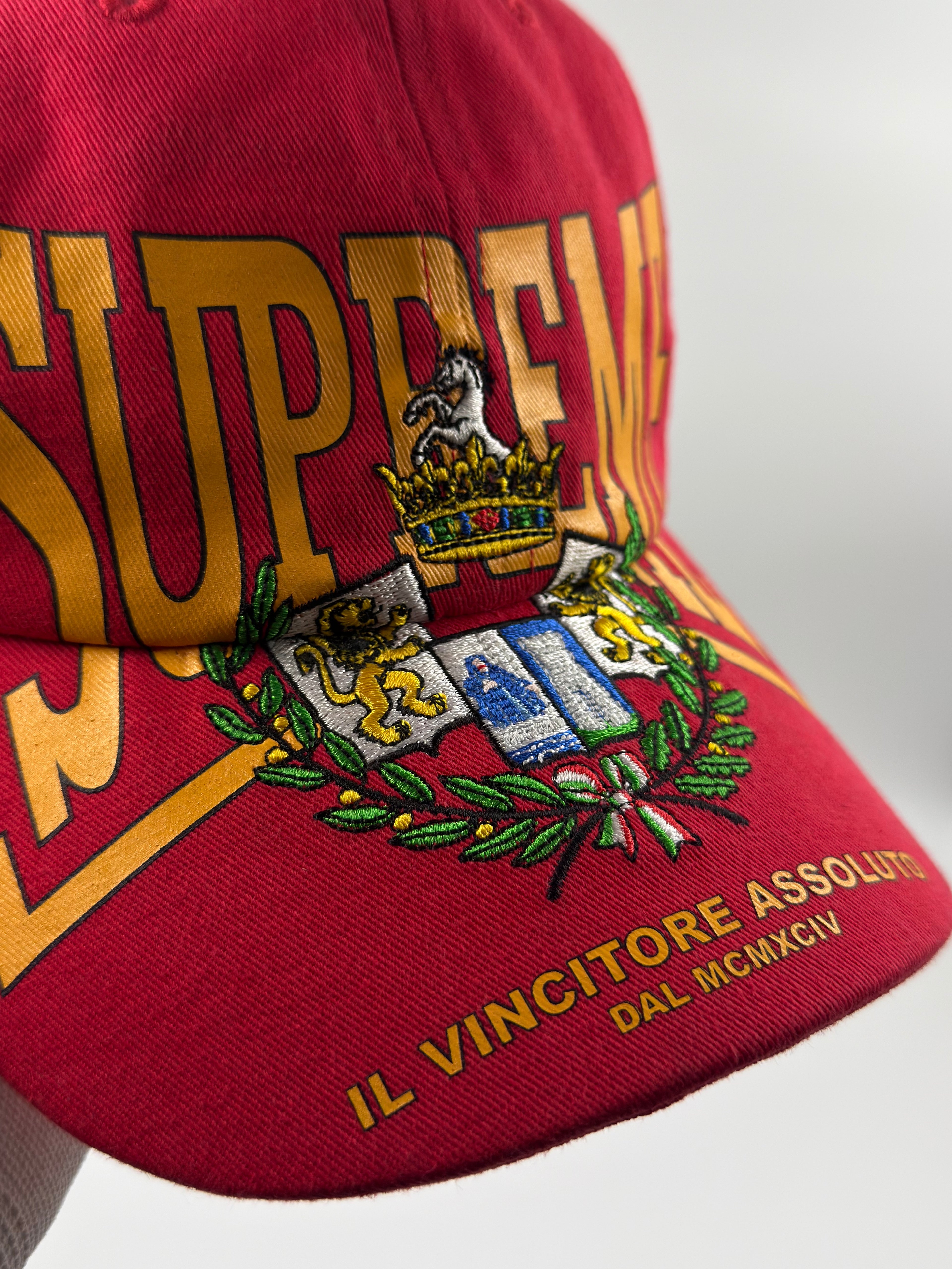SUPREME CREST MESH BACK 6-PANEL