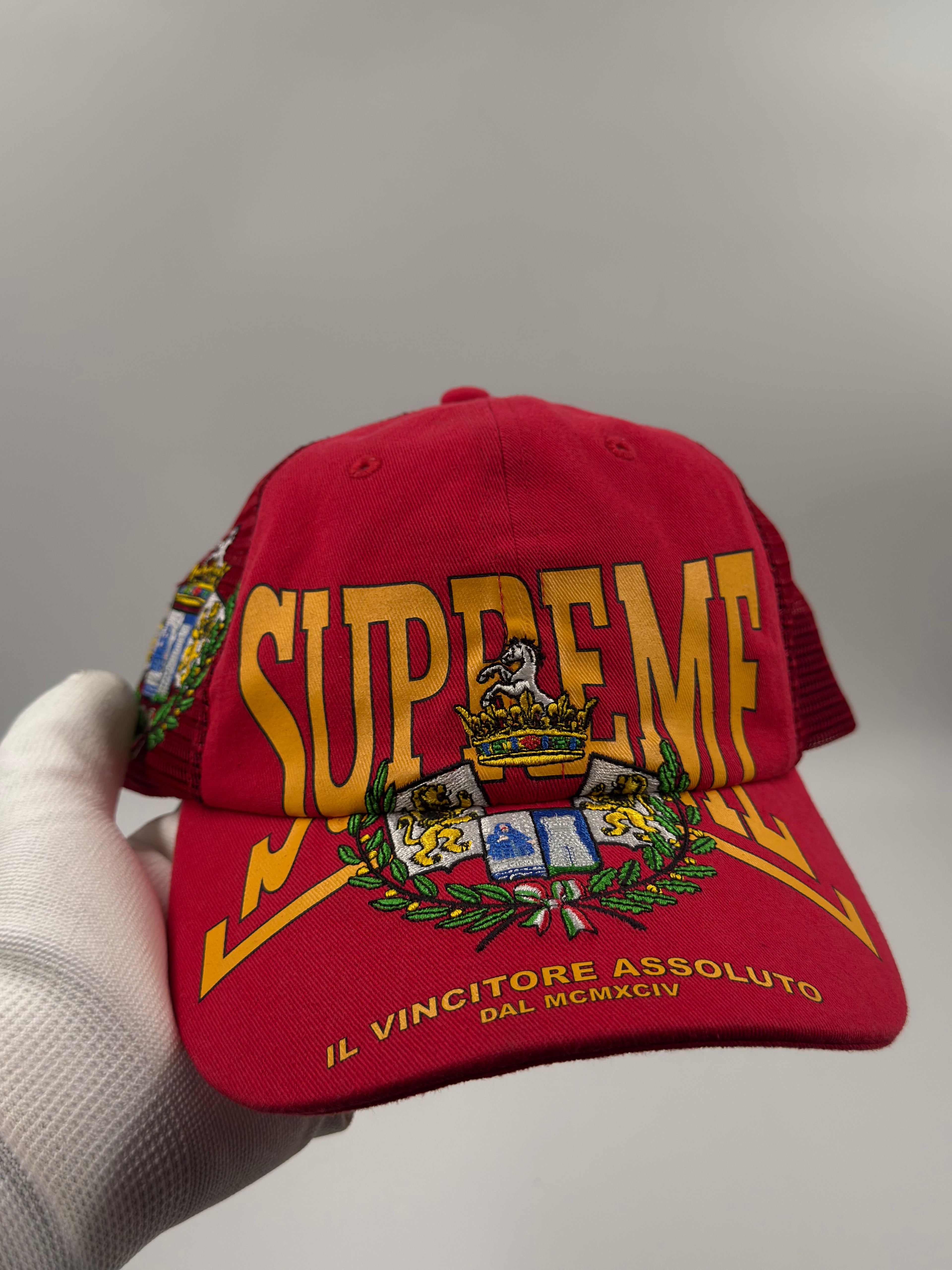 SUPREME CREST MESH BACK 6-PANEL